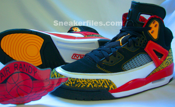 black and yellow spizikes