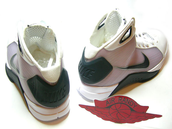 Kobe Bryant Shoes Pictures: Nike Hyperdunk Kobe Bryant PE Olympics