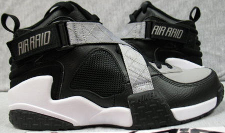 Nike Air Raid Black Grey