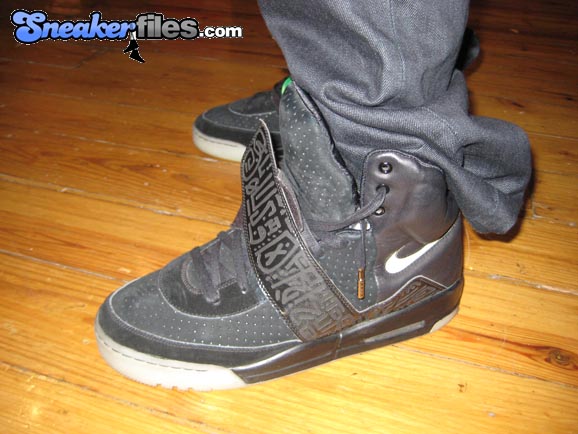 nike air yeezy kanye west shoes
