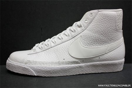 Nike Blazer High - White / White 