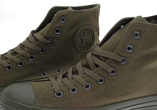 olive green converse shoes