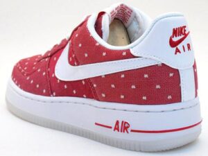 nike air force 1 low womens valentines day special edition