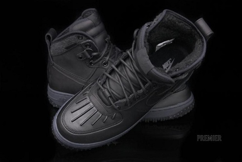 nike black duck boots