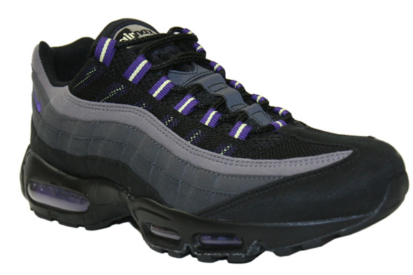 black and purple air max 95