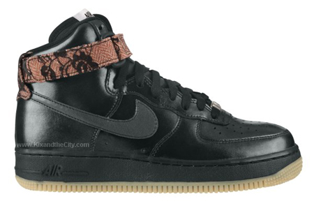 Nike Air Force 1 High Women’s – Black / Gum