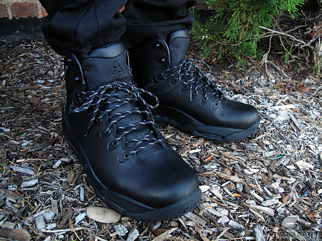 nike acg leather boots