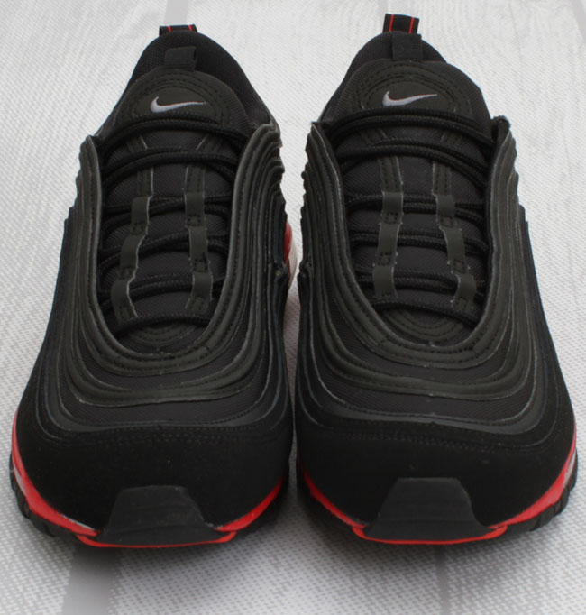 97 air max black and red