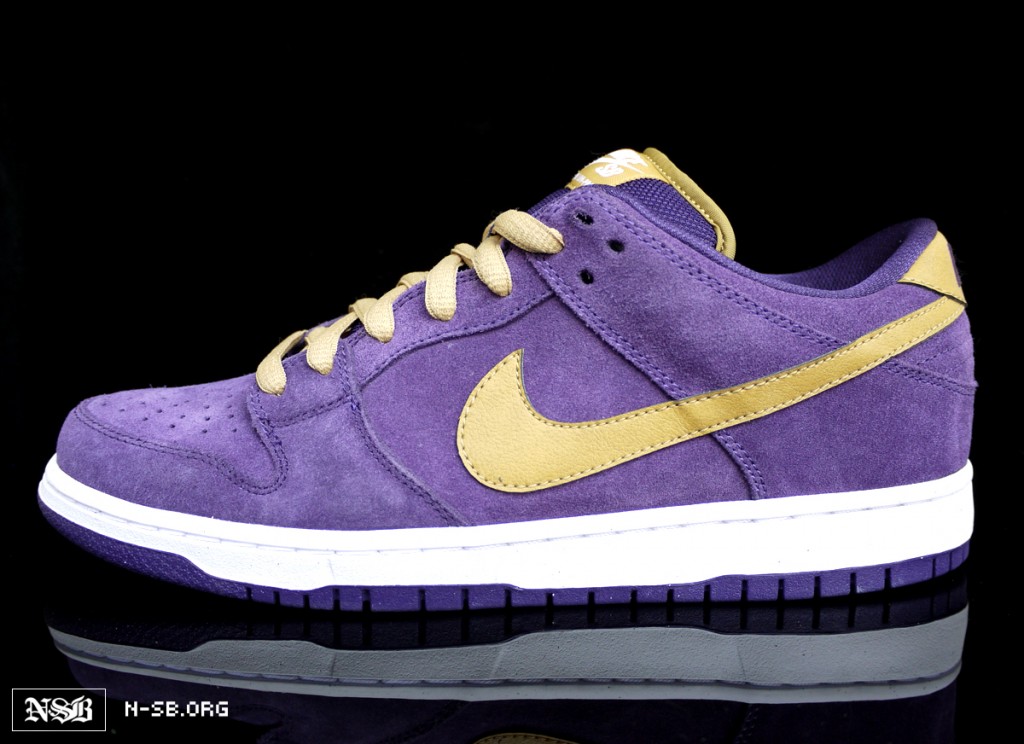 Nike SB Dunk Low 'Crown Royal' | First Look - SneakerFiles