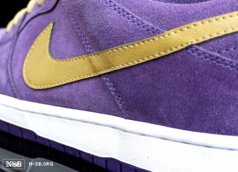 Nike SB Dunk Low 'Crown Royal' | First Look | SneakerFiles