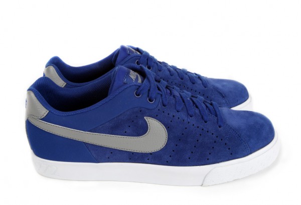 nike royal court suede