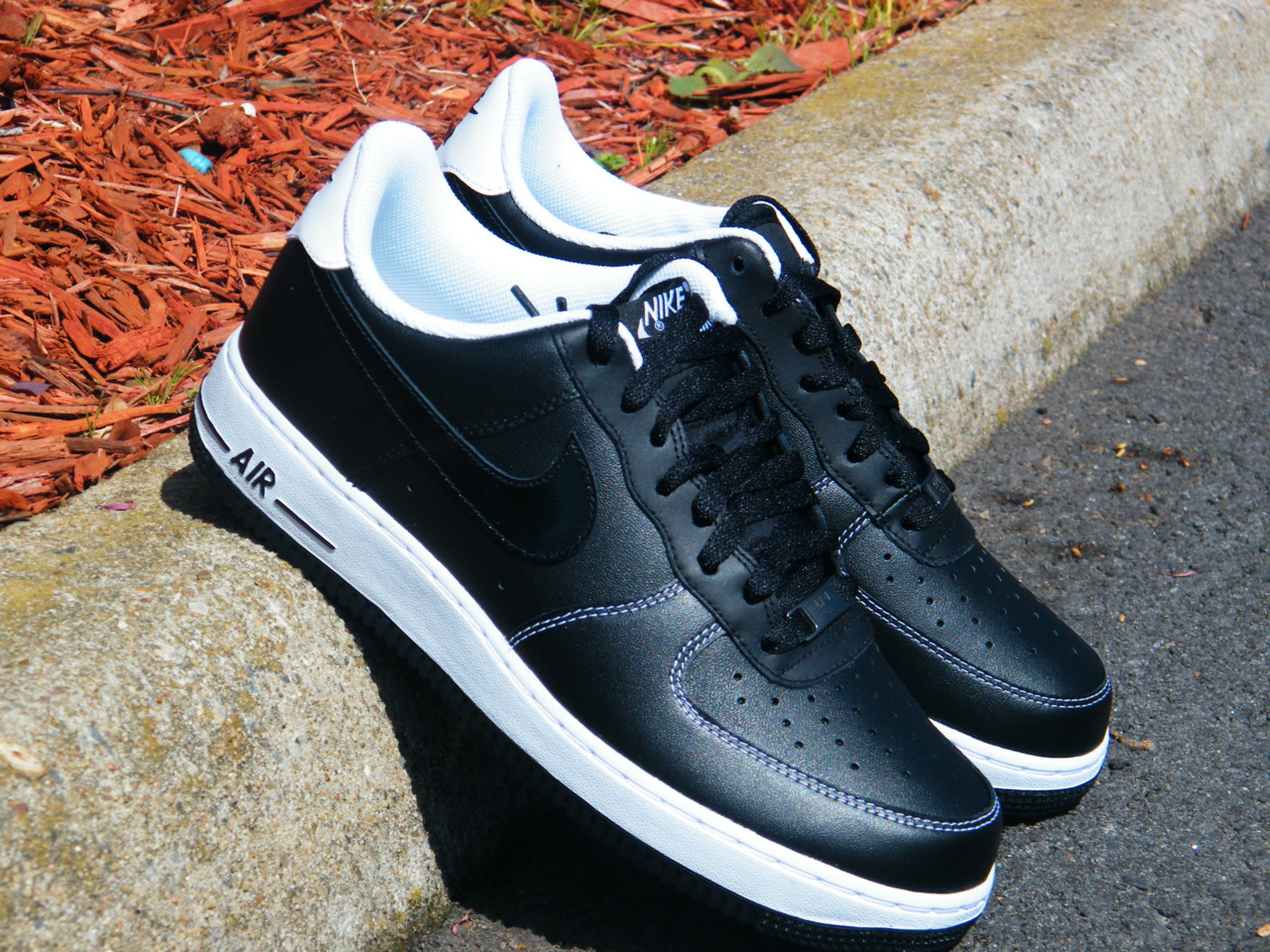 Nike Air Force 1 Low ‘Black/Black-White’