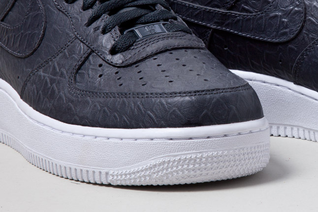 Nike Air Force 1 Low Premium ‘Black Mamba’