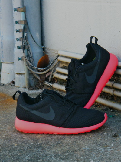 red and black roshes