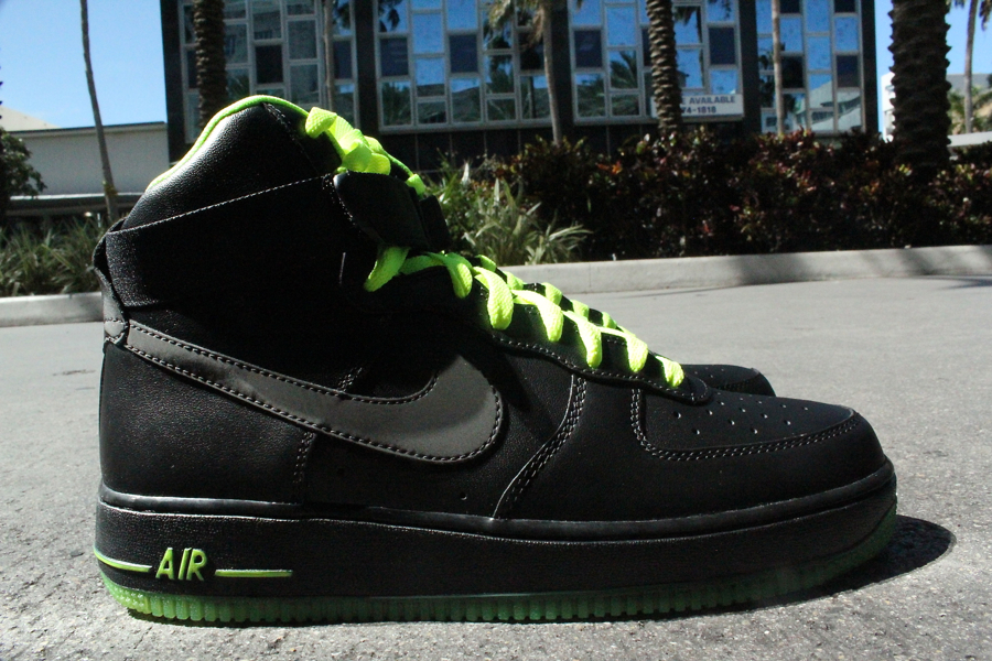 Nike Air Force 1 High ‘Black/Black-Volt’ – Another Look