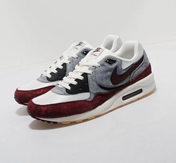 size exclusive air max light