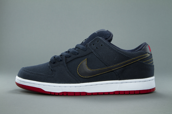 Release Reminder: Levi’s x Nike SB Dunk Low ‘Dark Obsidian’ at 510 ...