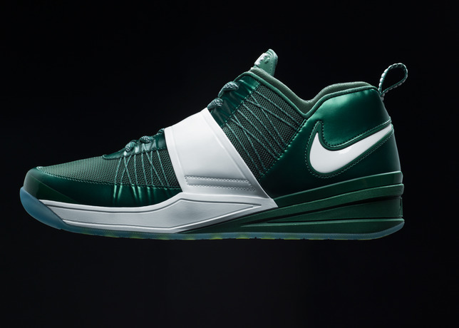 Nike Zoom Revis 'Fir/White' - Release Date + Info