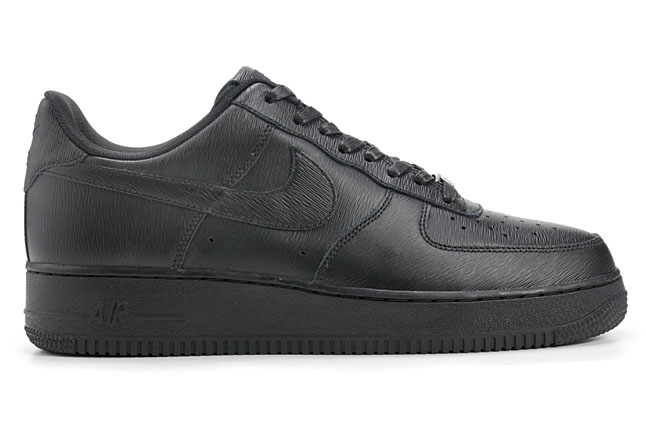 Nike Air Force 1 LE QS ‘Black/Black’ – Release Date + Info