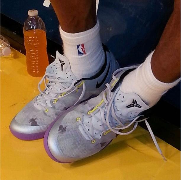 Kobe Bryant Debuts New Nike Kobe VIII (8) PE