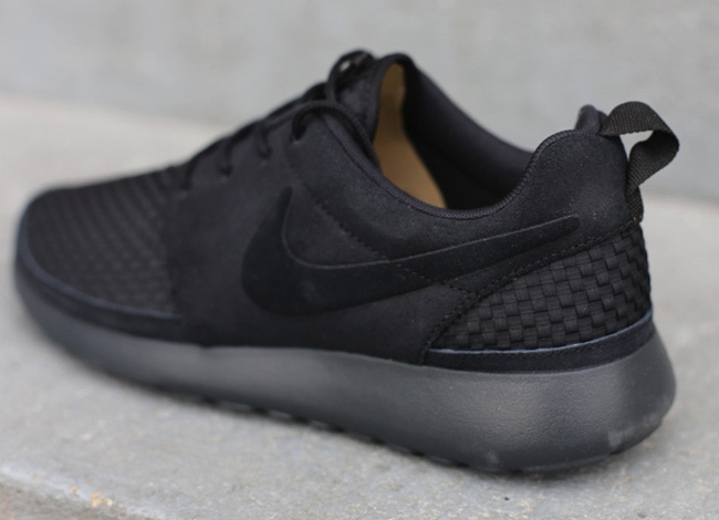 Nike Roshe Run Woven 'Black/Anthracite-Volt' | SneakerFiles