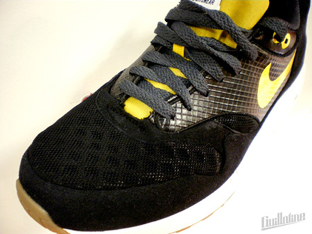 Nike Air Maxim 1 Torch – Black / Varsity Maize – Anthracite