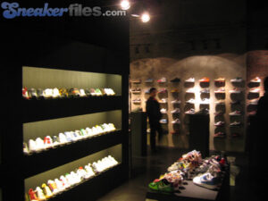 Unik: New Store in China