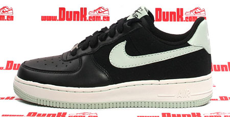 Nike WMNS Air Force 1 – Black/Sea Foam/Light Bone