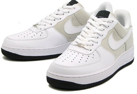 Nike Air Force 1 – Light Bone/White