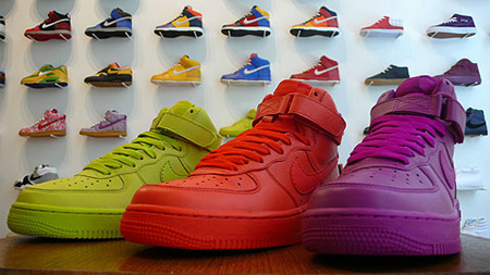 Nike Women’s Air Force 1 High Quickstrike – Solid Colors