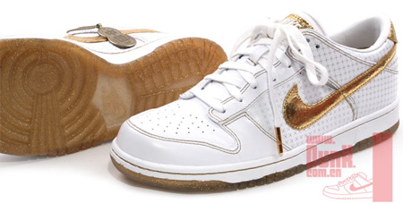 Nike Dunk Premium – Olympic Gold Medal Series