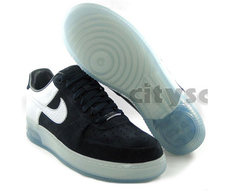 Nike Air Force 1 Supreme – Black Suede / White