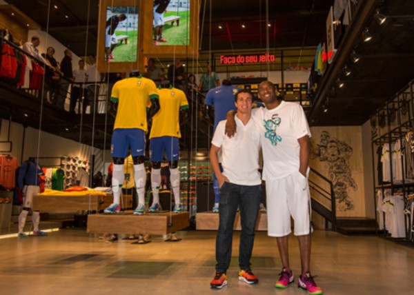 kobe-bryant-kicks-off-black-mamba-tour-in-brazil-3