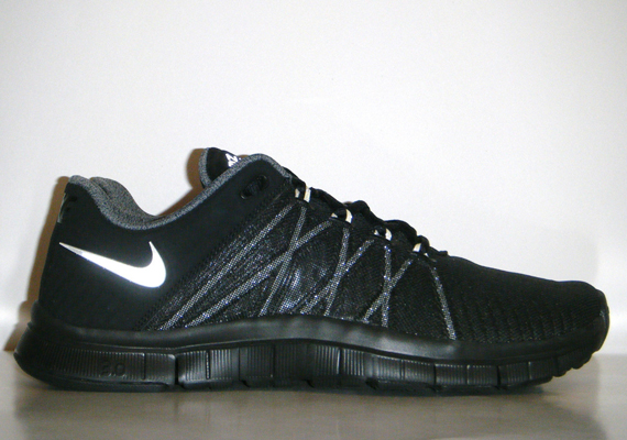 Nike Free TR 3.0 V2 | 2014 Sample | SneakerFiles