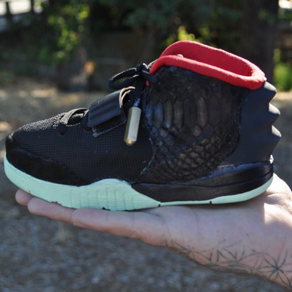 air yeezy laces