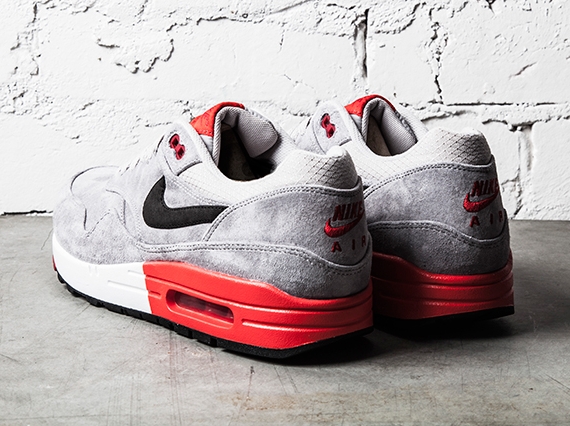 nike air max red and gray