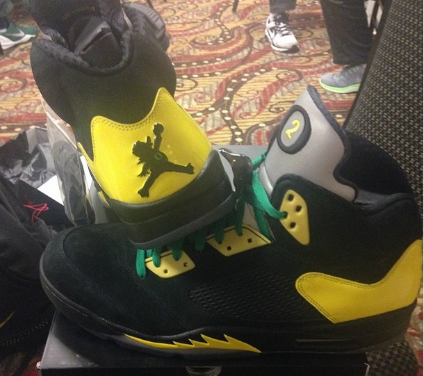 Air Jordan 5 “JumpDucks” – Oregon Ducks PE- SneakerFiles