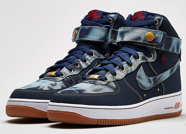 blue jean and brown air force ones