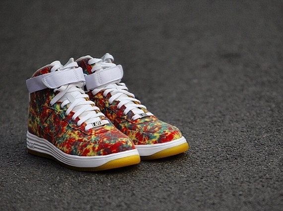 nike air force one paint splatter