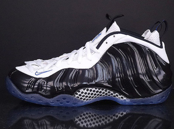 air foamposite one black game royal