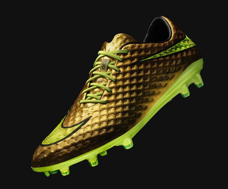 nike hypervenom gold