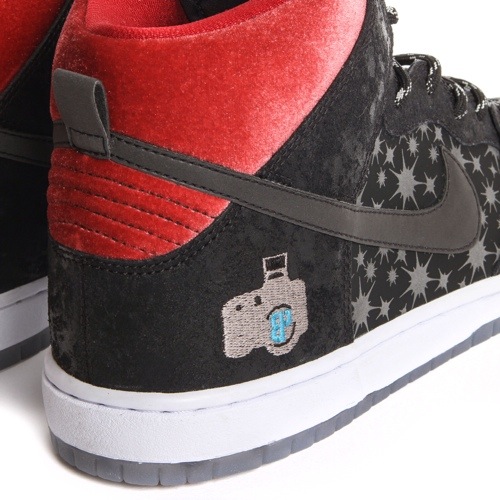 Release Date (Nike Store): Brooklyn Projects x Nike SB Dunk High Paparazzi