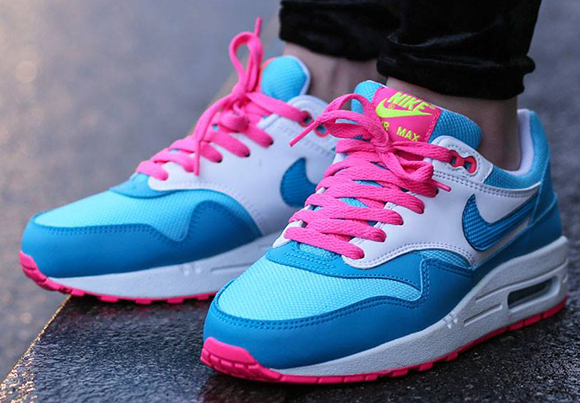 Nike Air Max 1 GS Clear Water / Pink Power - Blue Legend - White ...