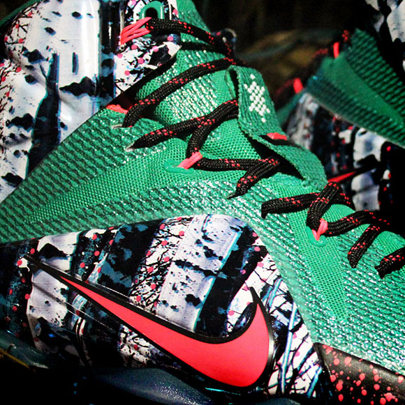 Nike LeBron 12 Xmas 'Akron Birch