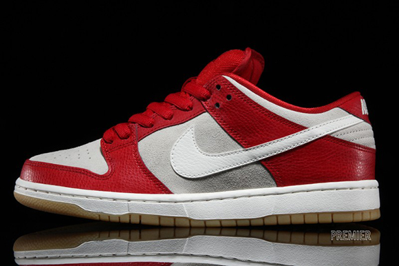 Nike SB Dunk Low 'Valentines Day' 2015 
