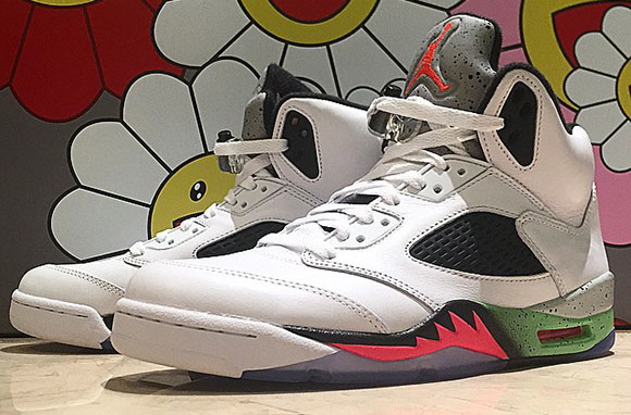 bugs bunny shoes in space jam