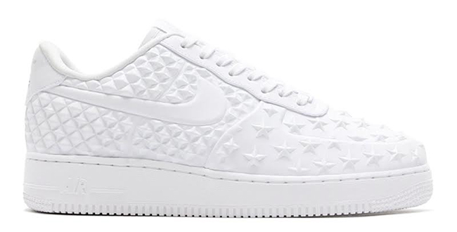 nike air force ones with stars