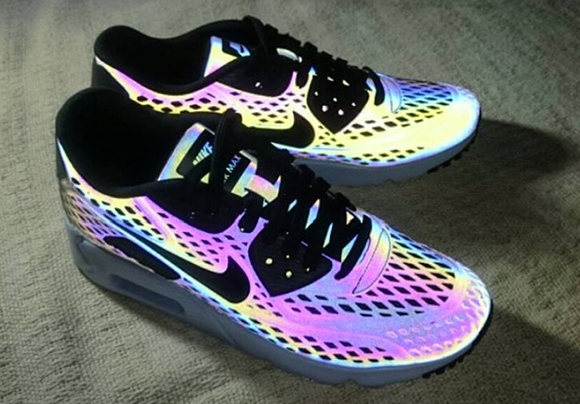 black and gold nike air max shoes Ultra Moire 'Holographic' | Gov