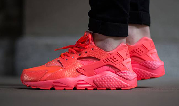 red huaraches for women