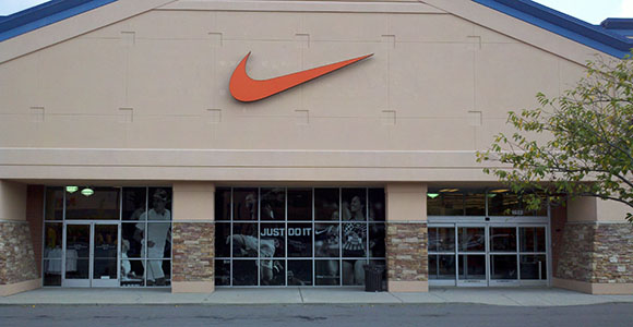 nike store on nostrand ave